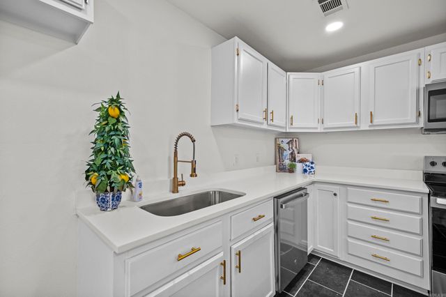 5 Kirby Drive, Greenbrier, AR 72058