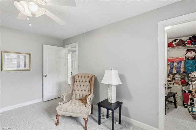 1214 Foursome LN, Virginia Beach, VA 23455