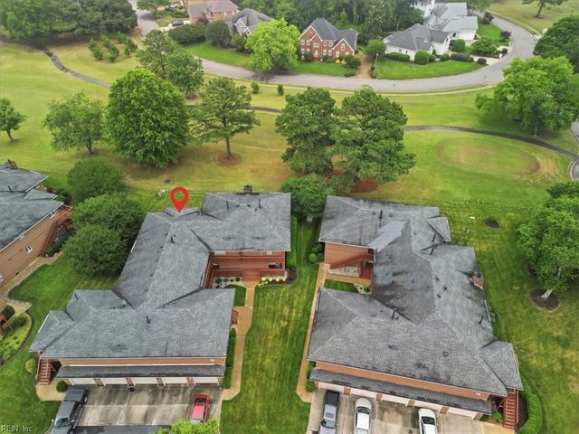 1214 Foursome LN, Virginia Beach, VA 23455