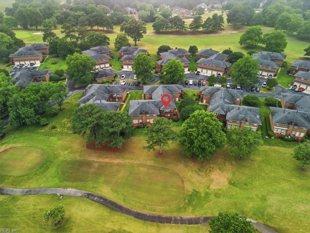 1214 Foursome LN, Virginia Beach, VA 23455
