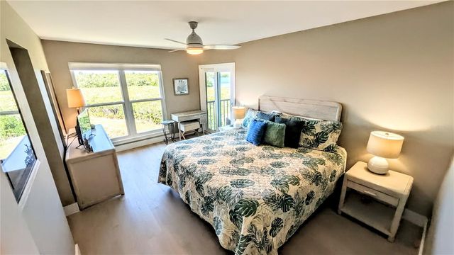 958 SANDPIPER CIRCLE 958, Bradenton, FL 34209