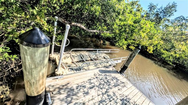 958 SANDPIPER CIRCLE 958, Bradenton, FL 34209