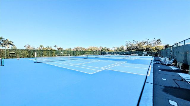 958 SANDPIPER CIRCLE 958, Bradenton, FL 34209