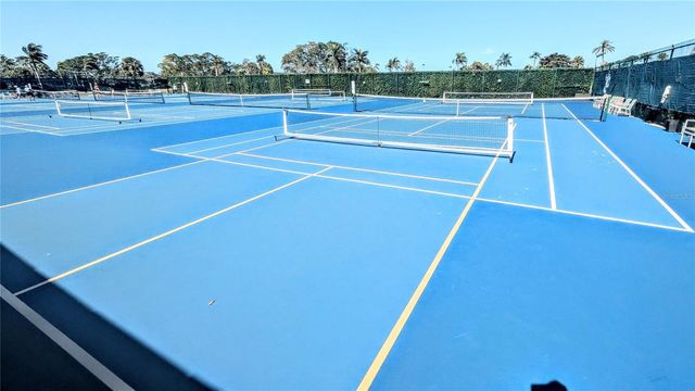 958 SANDPIPER CIRCLE 958, Bradenton, FL 34209