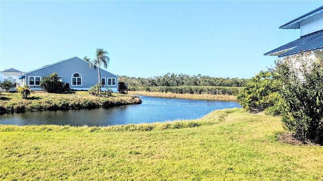 958 SANDPIPER CIRCLE 958, Bradenton, FL 34209