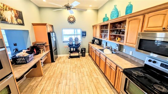 958 SANDPIPER CIRCLE 958, Bradenton, FL 34209