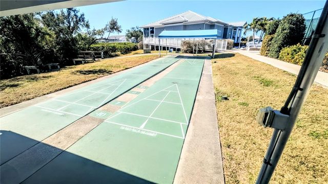 958 SANDPIPER CIRCLE 958, Bradenton, FL 34209