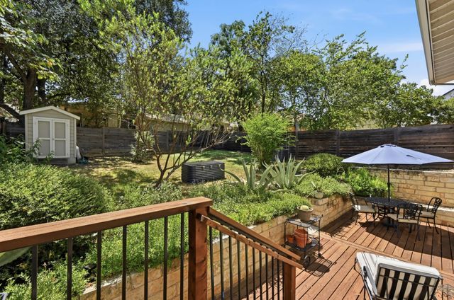 2111 W 12TH ST, Austin, TX 78703