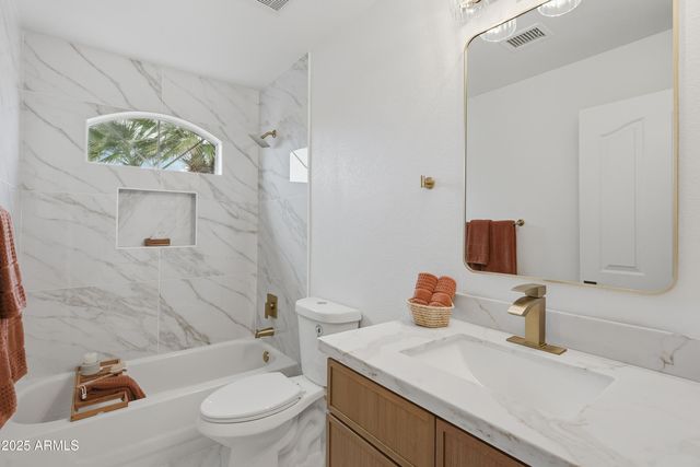 18637 N 85TH Lane, Peoria, AZ 85382