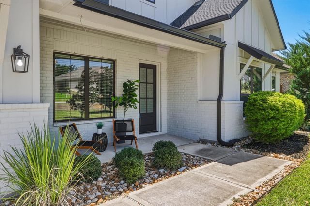 219 Old Pines Lane, Magnolia, TX 77354