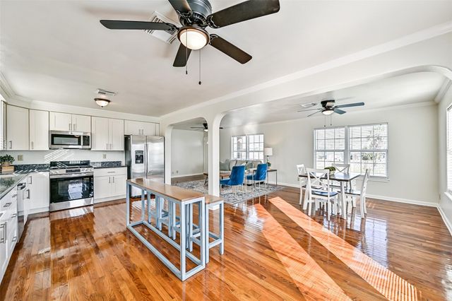 1029 62nd Street, Galveston, TX 77551