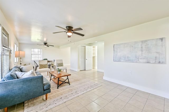 1029 62nd Street, Galveston, TX 77551