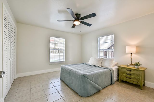 1029 62nd Street, Galveston, TX 77551