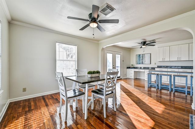 1029 62nd Street, Galveston, TX 77551