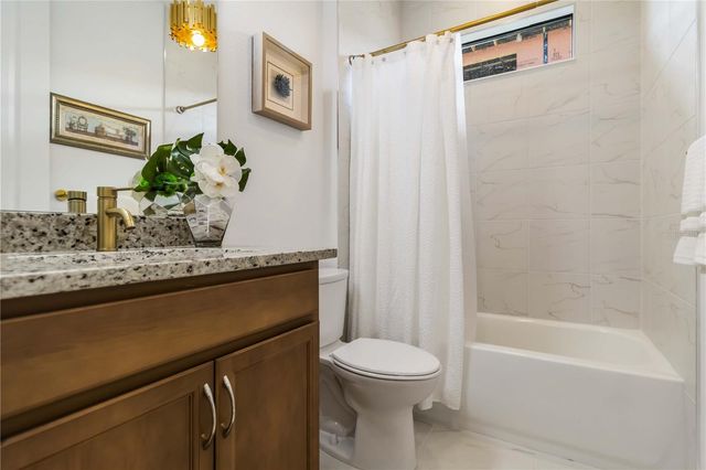 18210 ROCKPORT PLACE, Lakewood Ranch, FL 34211