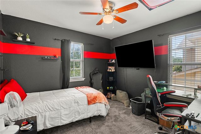 1051 Dorn, Kyle, TX 78640