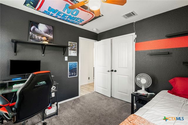 1051 Dorn, Kyle, TX 78640