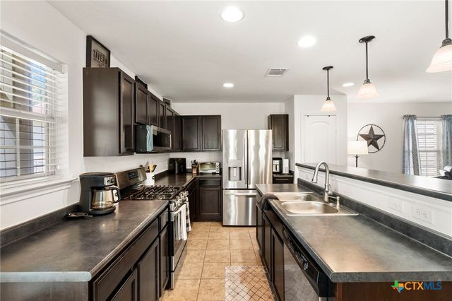 1051 Dorn, Kyle, TX 78640