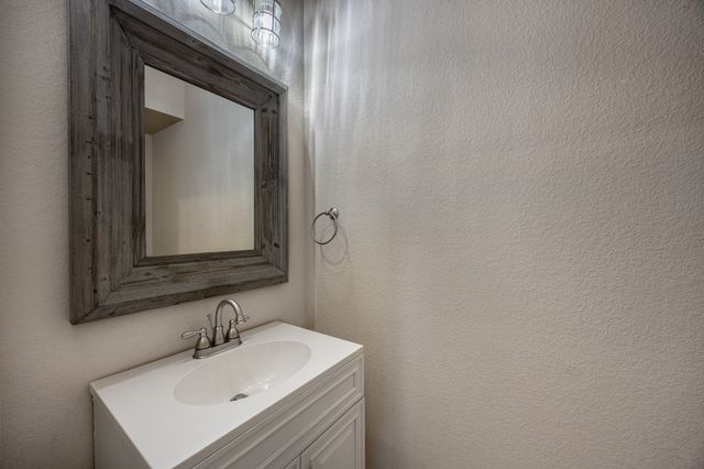 8520 Pinewood Drive, Fort Worth, TX 76123