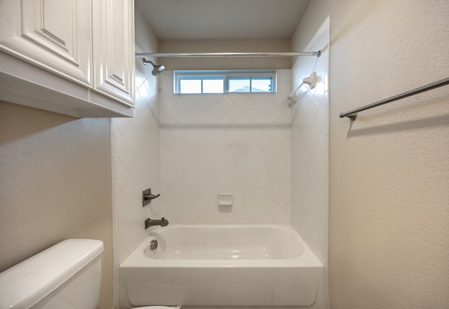 8520 Pinewood Drive, Fort Worth, TX 76123
