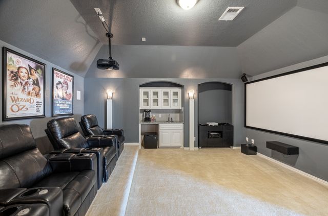 8520 Pinewood Drive, Fort Worth, TX 76123