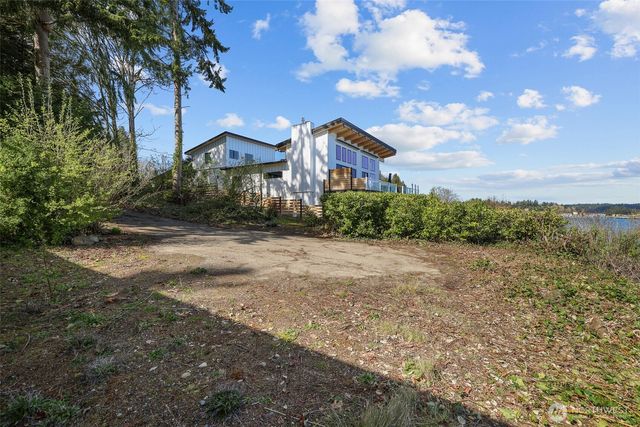 1679 Miracle Mile Drive E, Port Orchard, WA 98366