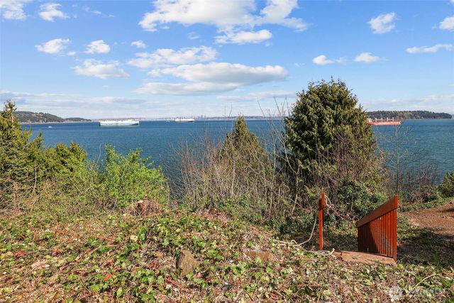 1679 Miracle Mile Drive E, Port Orchard, WA 98366