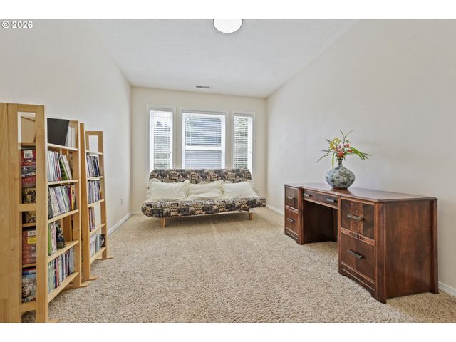 25540 CHERYL Dr, West Linn, OR 97068