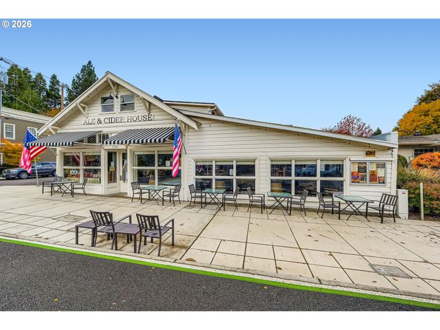 25540 CHERYL Dr, West Linn, OR 97068