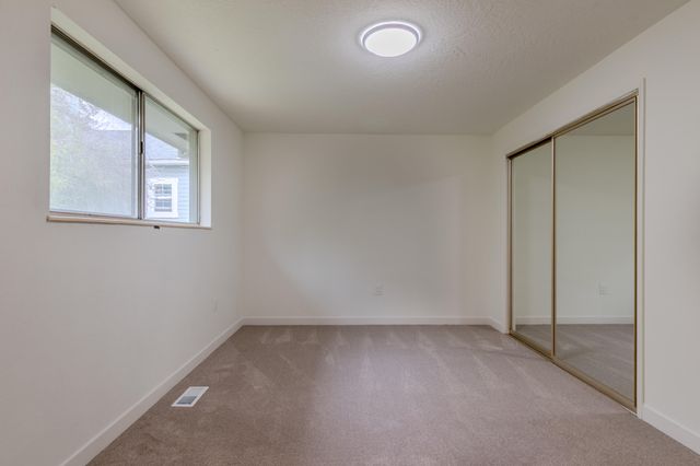 390 Morton Street, Ashland, OR 97520