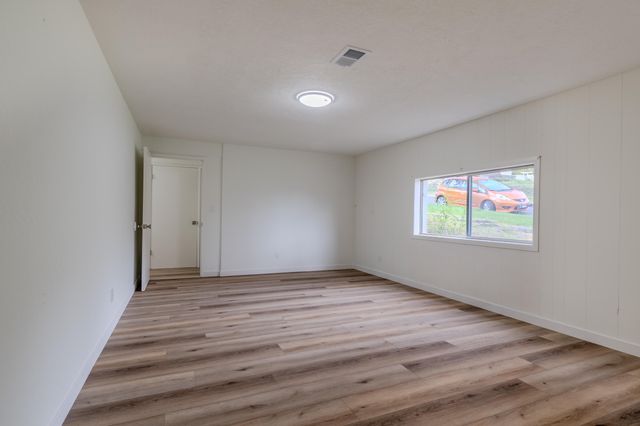 390 Morton Street, Ashland, OR 97520