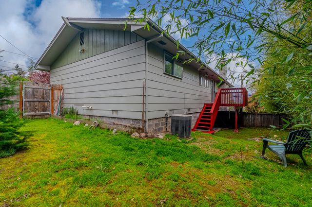 390 Morton Street, Ashland, OR 97520