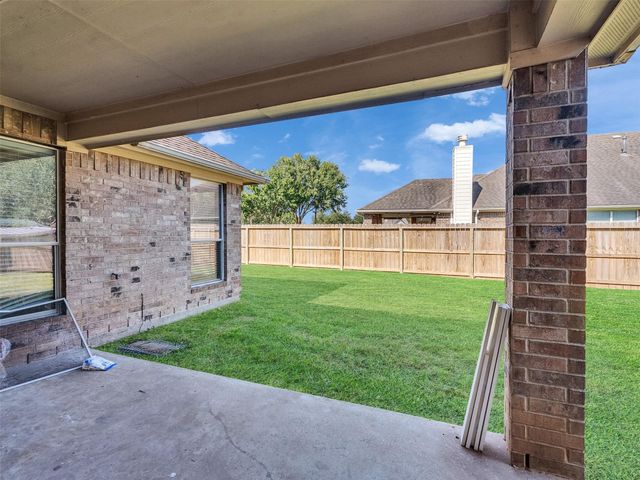 2306 Diamond Springs Drive, Pearland, TX 77584
