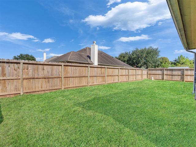 2306 Diamond Springs Drive, Pearland, TX 77584