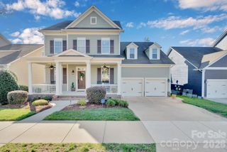 18916 Cypress Garden Drive, Davidson, NC 28036