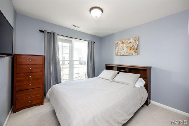 286 Fawn Oaks Lane, O'fallon, IL 62269