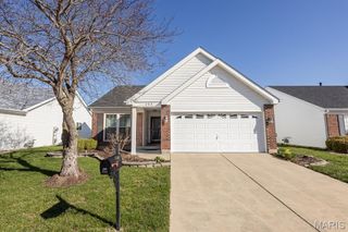 286 Fawn Oaks Lane, O'fallon, IL 62269