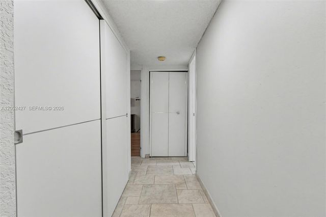 211 S Ocean Dr 205, Hollywood, FL 33019