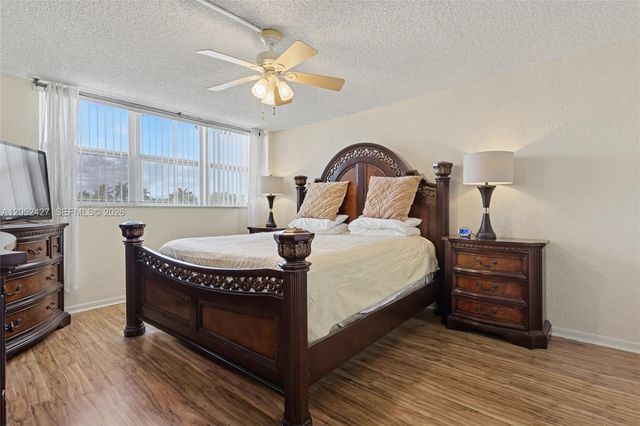 211 S Ocean Dr 205, Hollywood, FL 33019
