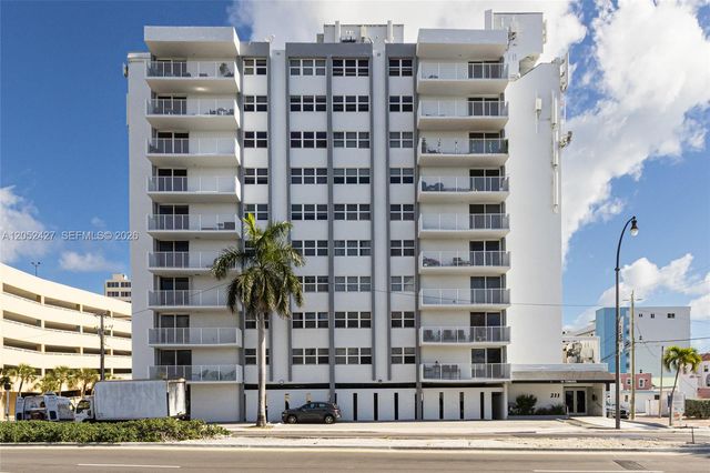 211 S Ocean Dr 205, Hollywood, FL 33019