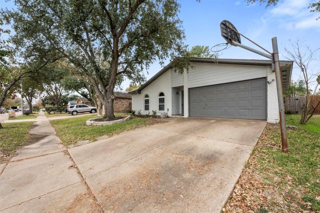 6631 Langham Way, Houston, TX 77084