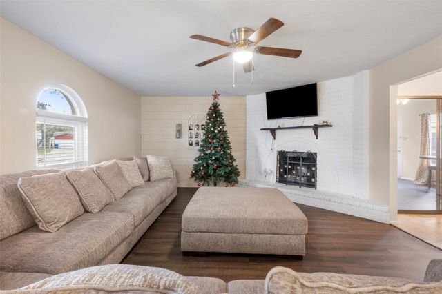 6631 Langham Way, Houston, TX 77084