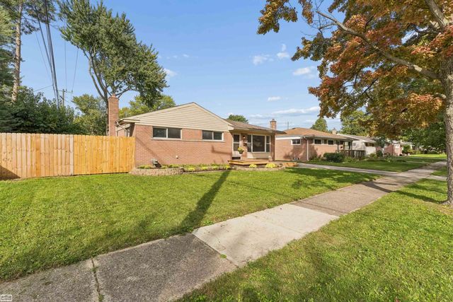 35831 Rewa Street, Clinton Township, MI 48035