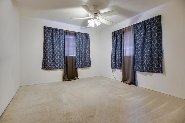 308 Sharp Avenue, Ballinger, TX 76821