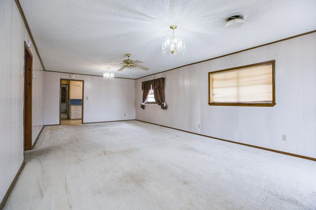 308 Sharp Avenue, Ballinger, TX 76821