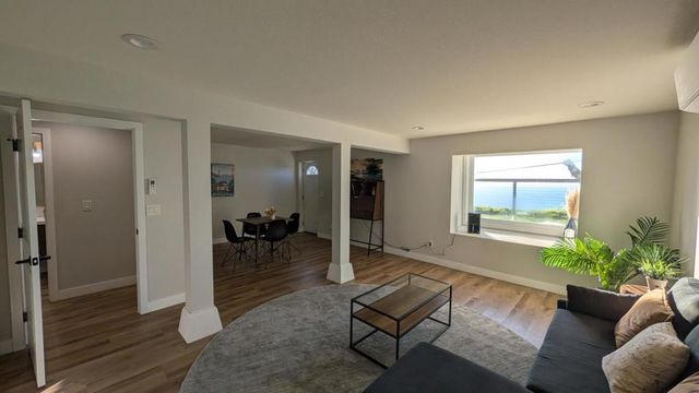 910 Skyline Drive, Daly City, CA 94015