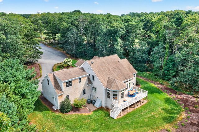 5 Cliffs Way, Harwich, MA 02645