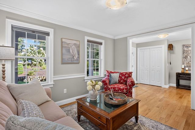 5 Cliffs Way, Harwich, MA 02645