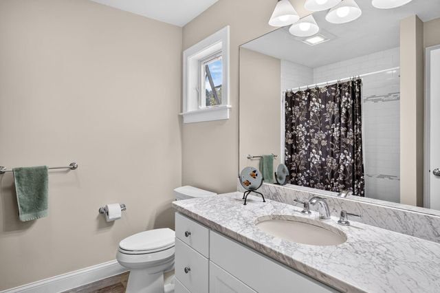 5 Cliffs Way, Harwich, MA 02645