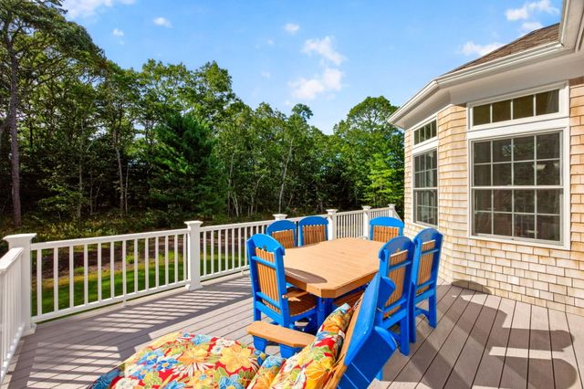 5 Cliffs Way, Harwich, MA 02645